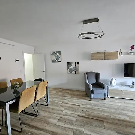 Apartment Nuria *